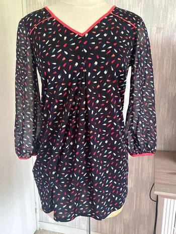 Magnifique blouse taille 38 marque formul •