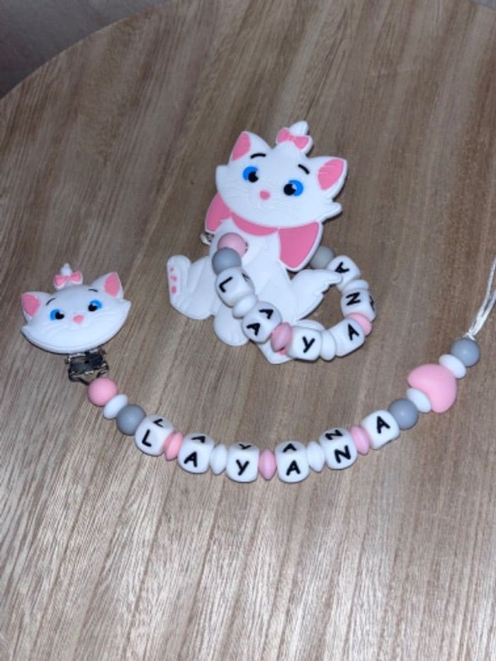 Attache tétine personnalisé