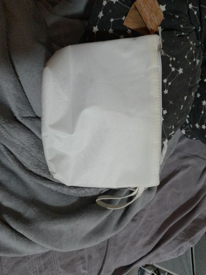 Trousse isotherme neuve - photo numéro 3