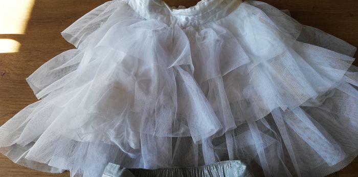 2 tutus Vertbaudet 2 ans - photo numéro 3