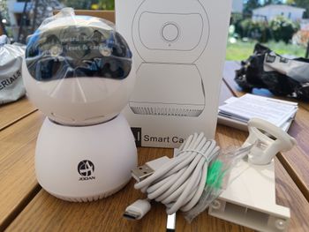 📹 Caméra de surveillance WiFi intérieure – 5MP – Motorisée 360°