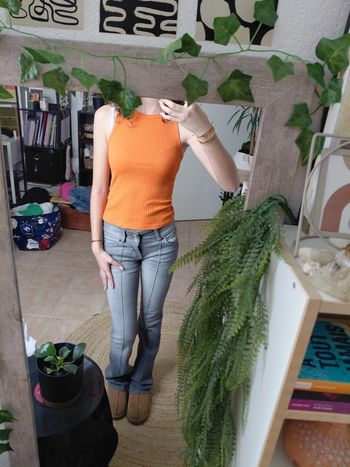 Tee shirt orange