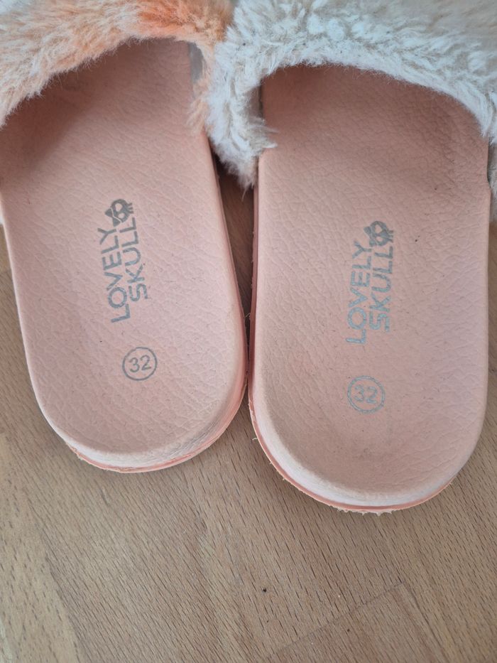 👧 Claquettes - photo numéro 3