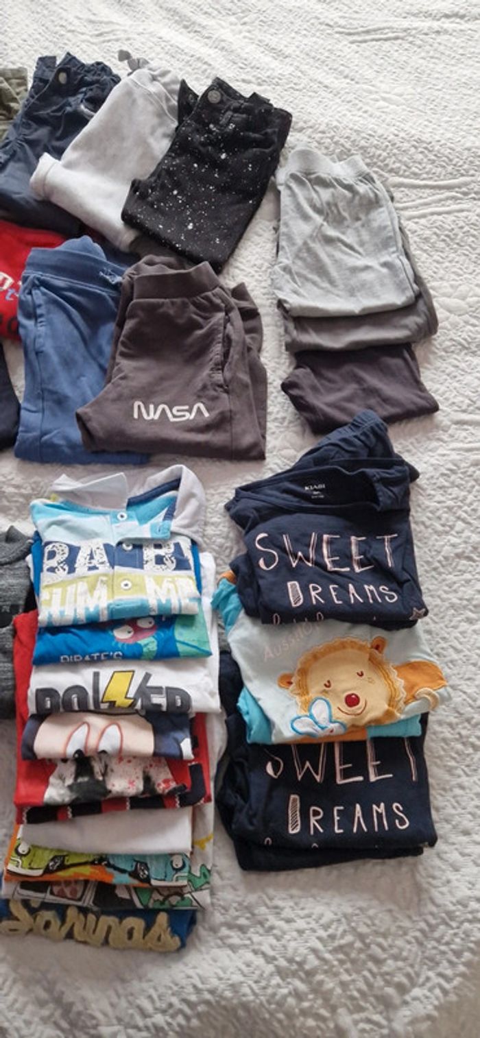 Lot 35 vêtements garçon 2 et 3 ans - photo numéro 6