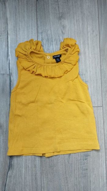 Blouse/ T-shirt volants kiabi 12 mois