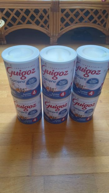 6 boîtes de lait Guigoz optipro 4