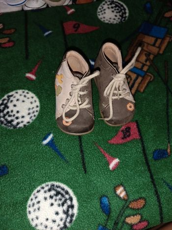 Chaussures enfants Taille 16