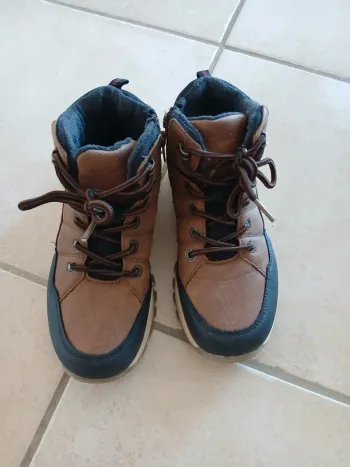 Chaussures montantes hiver 34