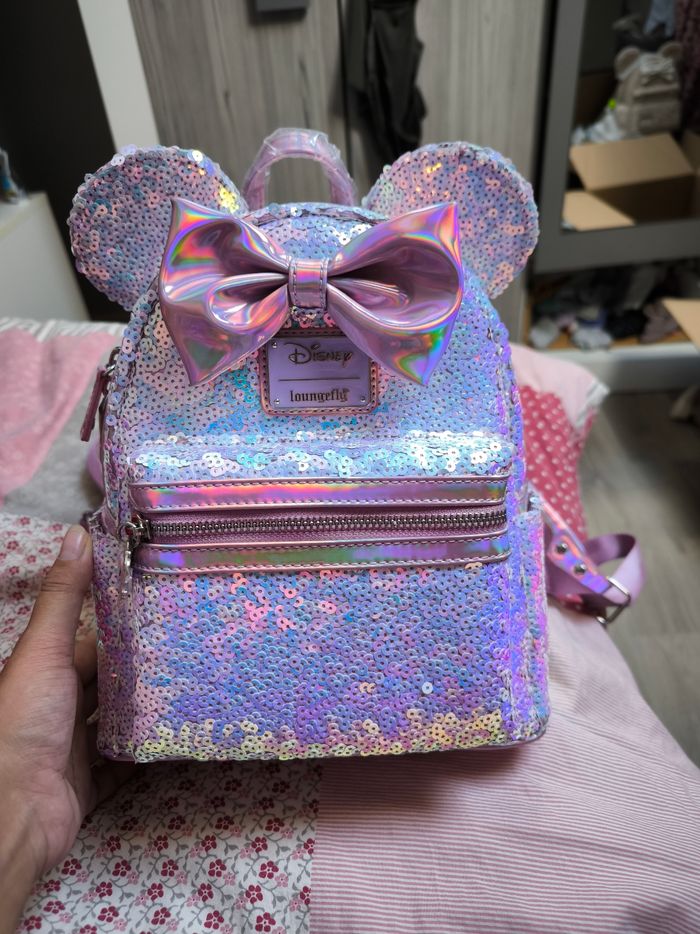 Loungefly sequin planète