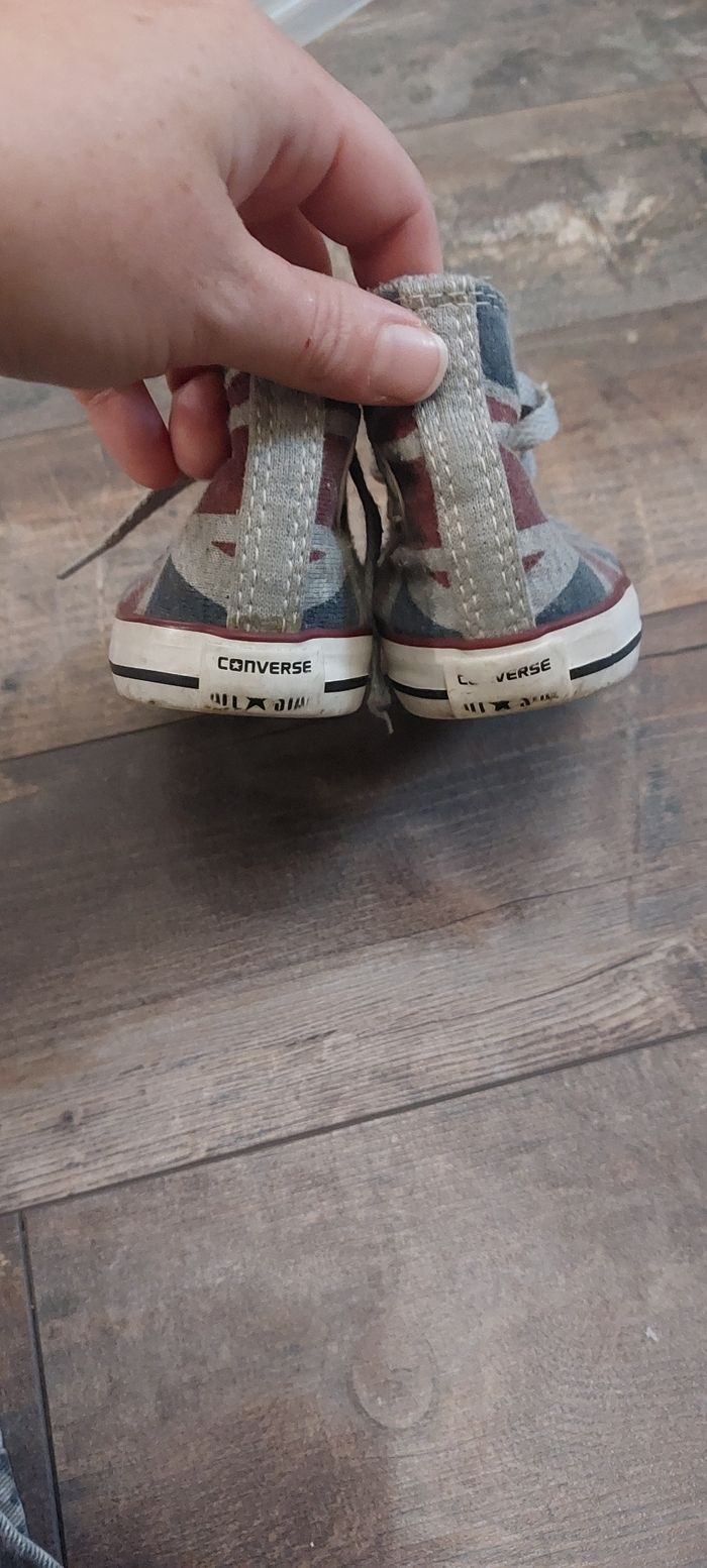 Converse 23 - photo numéro 2