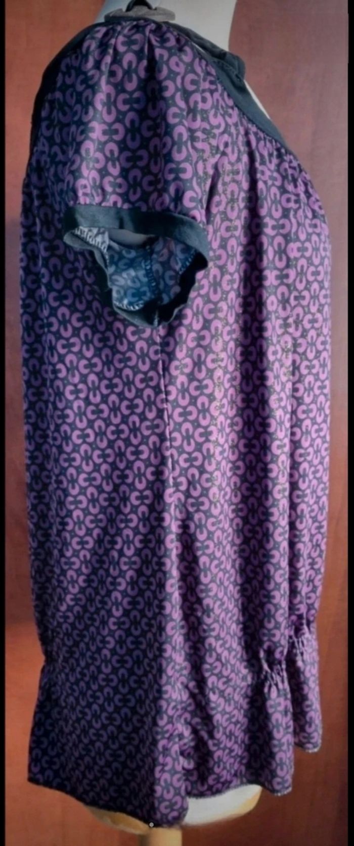 T-shirt violet pailleté taille L - photo numéro 4