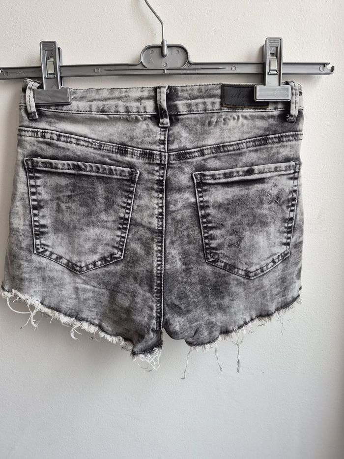 Short jeans femme XS - photo numéro 2