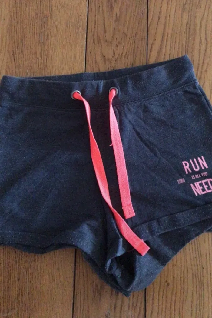 Short taille haute - photo numéro 3