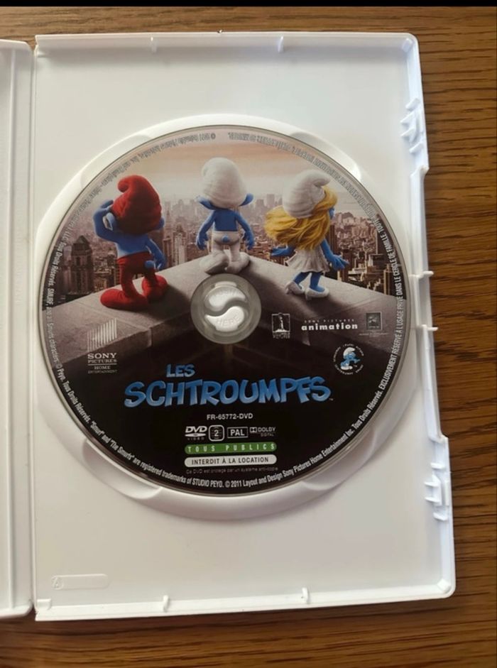 Dvd schtroumpfs - photo numéro 3