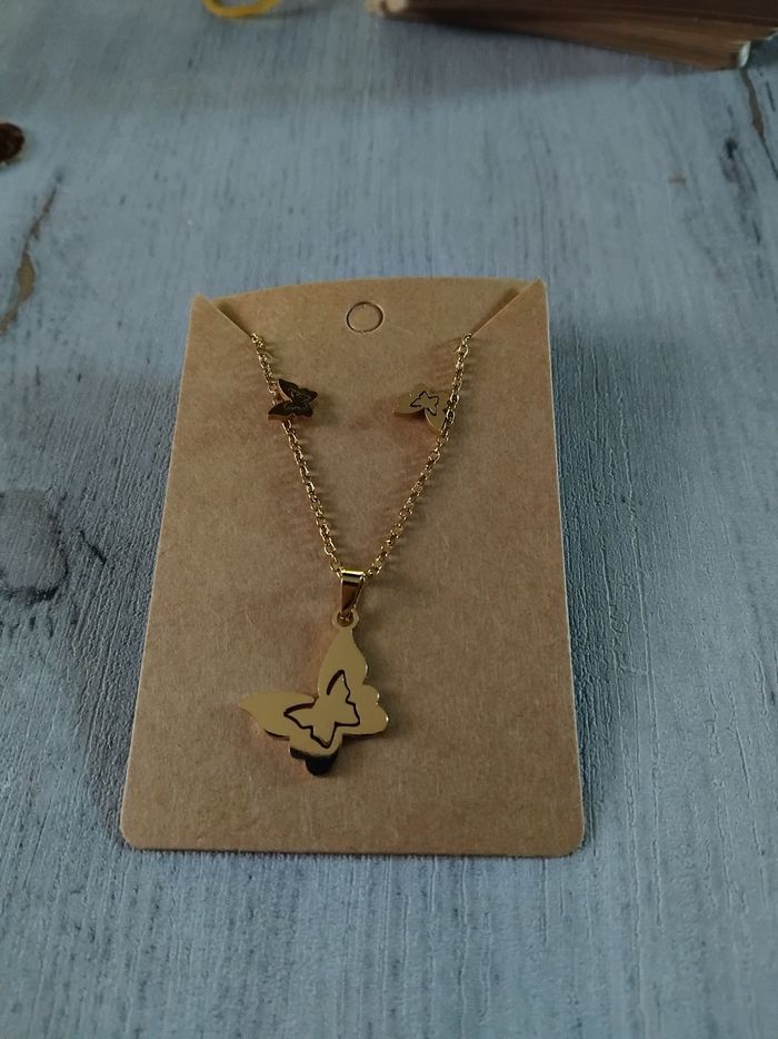 Parrure bijoux neuve