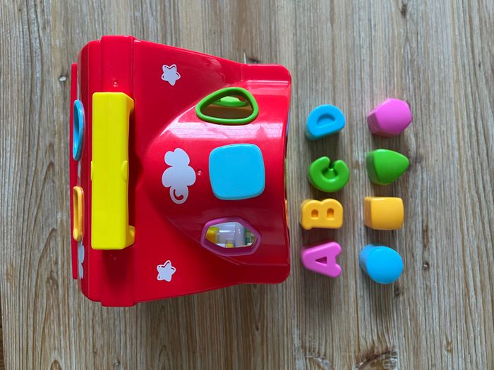 Maison jeu de formes et d'apprentissage - Jeu d'éveil - photo numéro 2