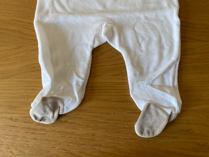 Les Petits Coeurs à la Montagne Pyjama Grenouillère blanc Taille 12 mois - photo numéro 5