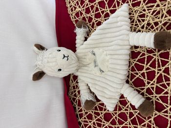 Les Déglingos Muchachos le lama Doudou plat blanc