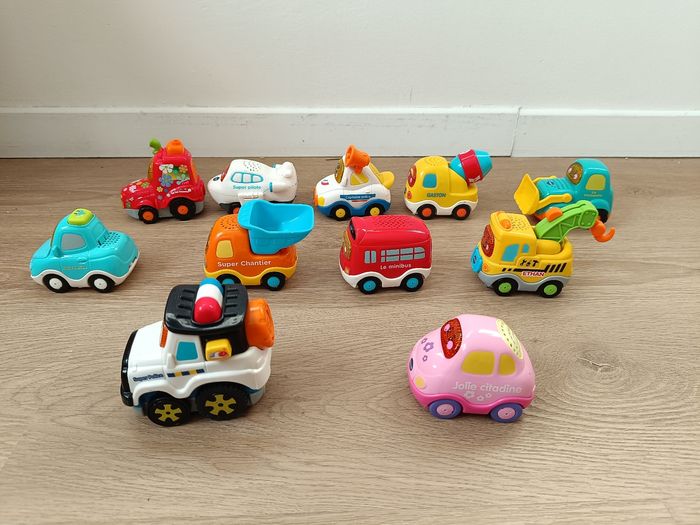 Lot 12 voitures tut tut bolide - photo numéro 2