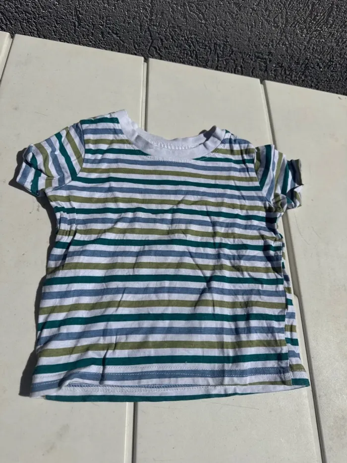 T shirt rayé taille 12/18 mois 86 cm