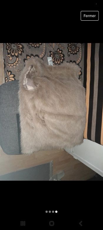 Veste sans manche tout neuf et très doux