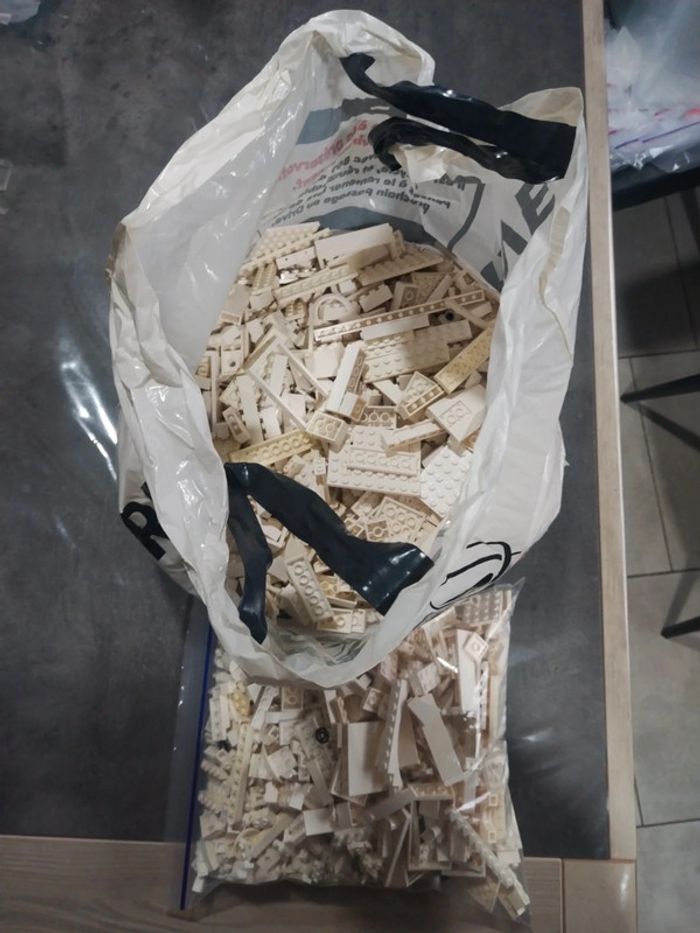 Lego vrac lot 4kg divers blanc - photo numéro 2