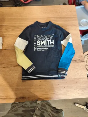 Pull teddy Smith