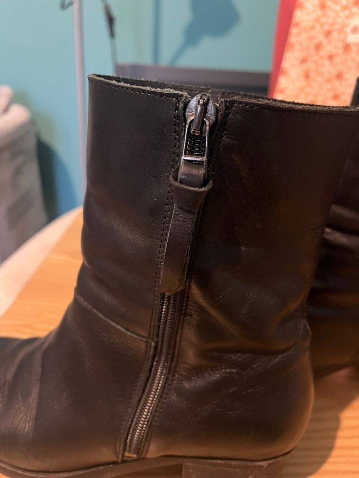 Paire de bottines noires - photo numéro 6