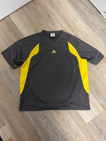 Tee-shirt Adidas rétro