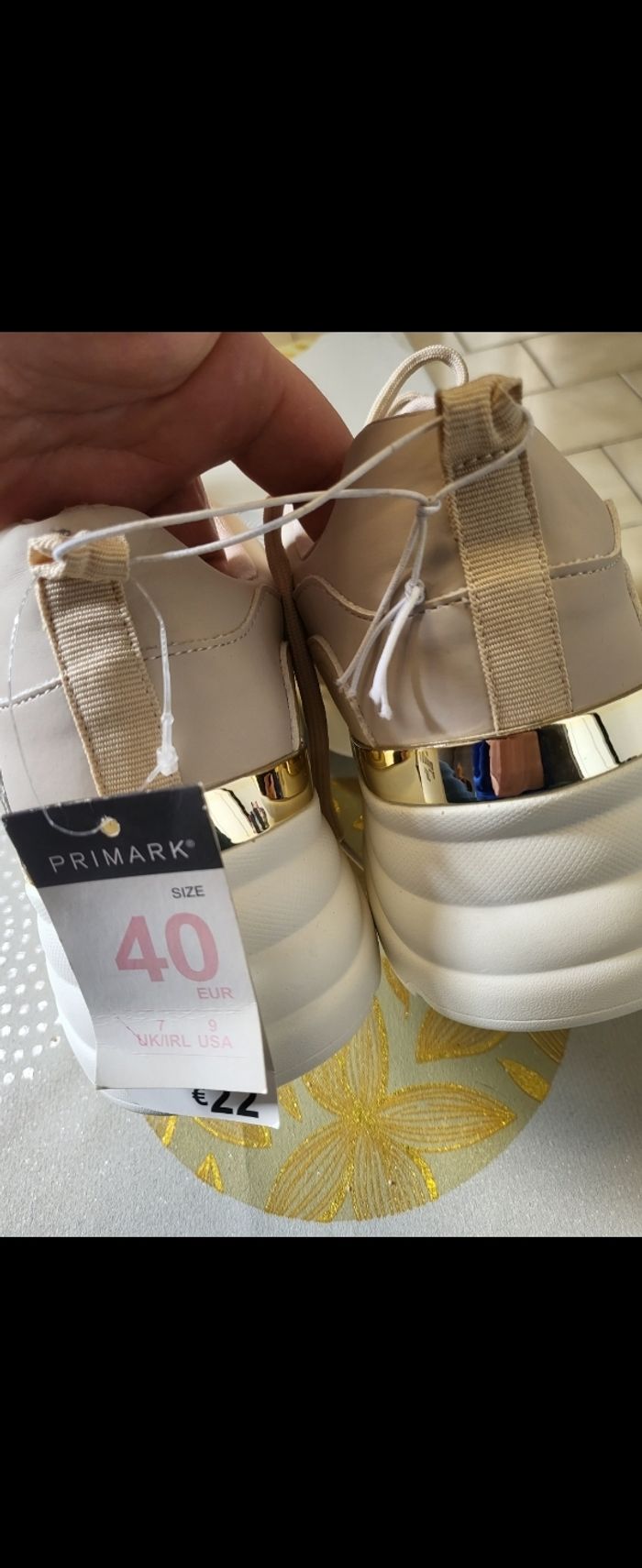 Chaussure neuf femme