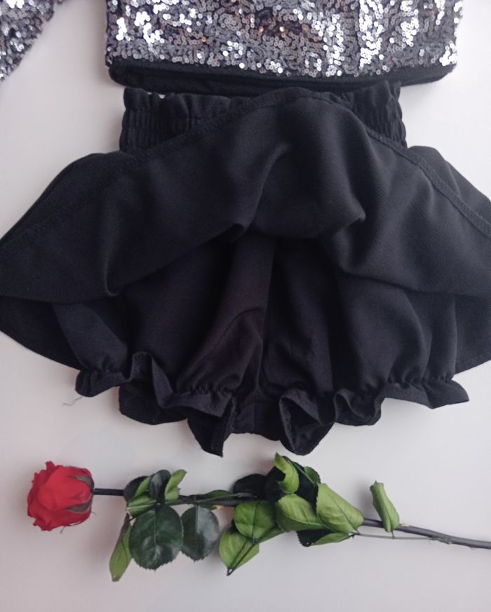 Ensemble de fêtes 4 ans neuf - photo numéro 3