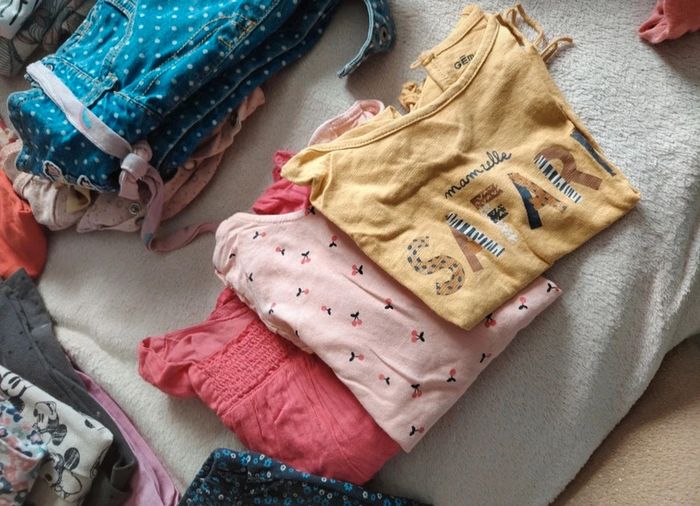 Lot bébé fille 24 mois - photo numéro 5