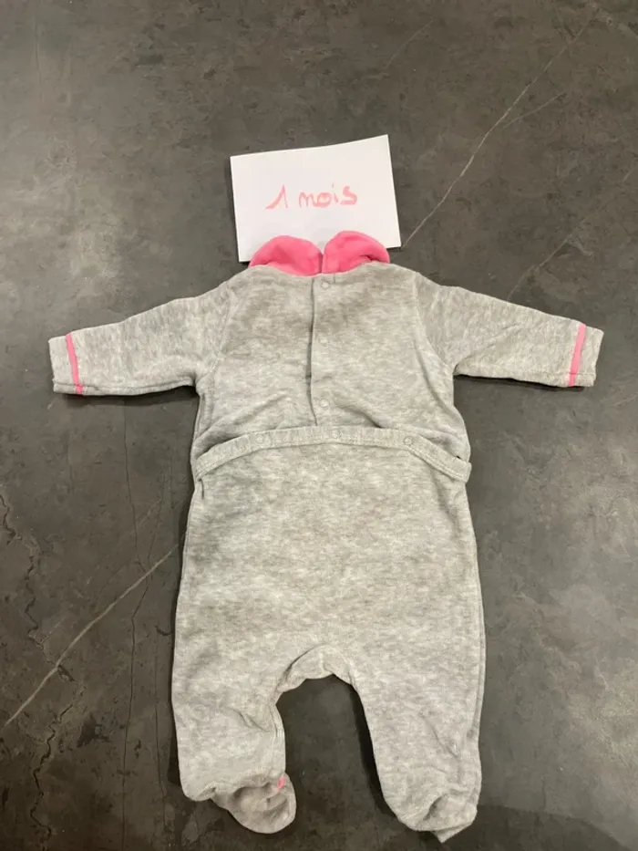 Pyjama - photo numéro 2