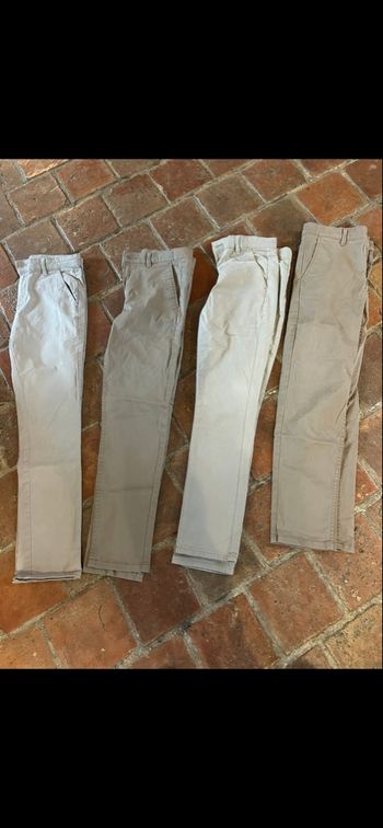 Chino 12 ans  4€ pièce 14€ le lot 