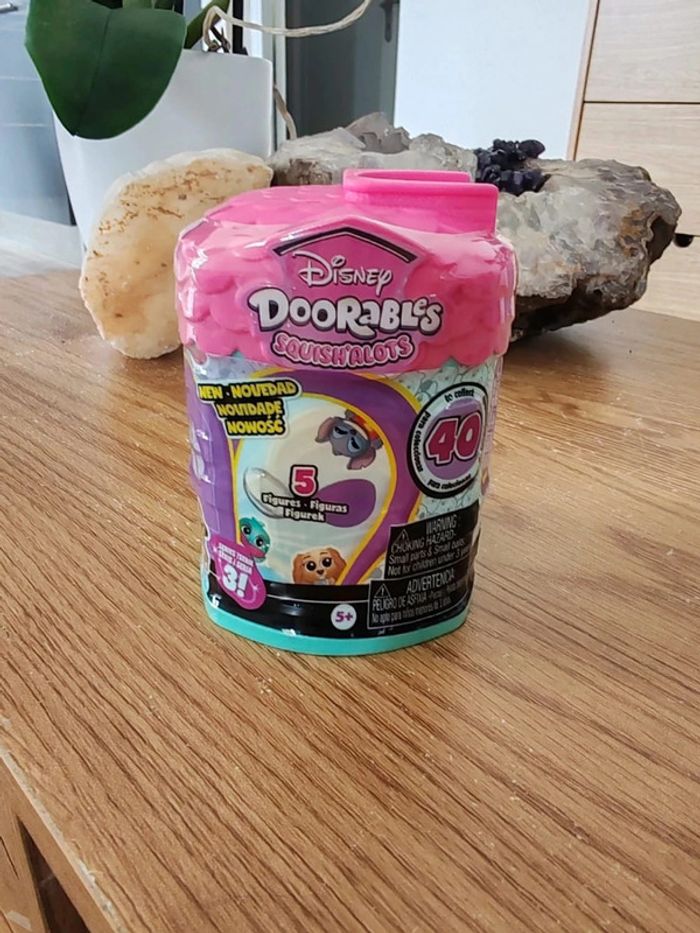 Disney doorables squish'alots série 3 code f14