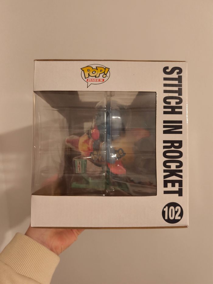 Funko pop figurine in rocket 102 Disney stitch - photo numéro 2