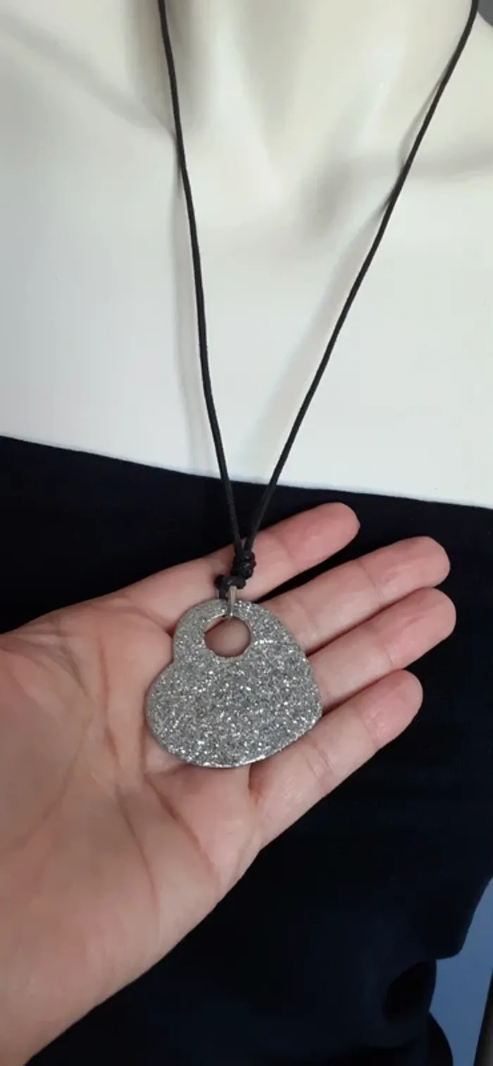 Joli pendentif coeur. - photo numéro 3