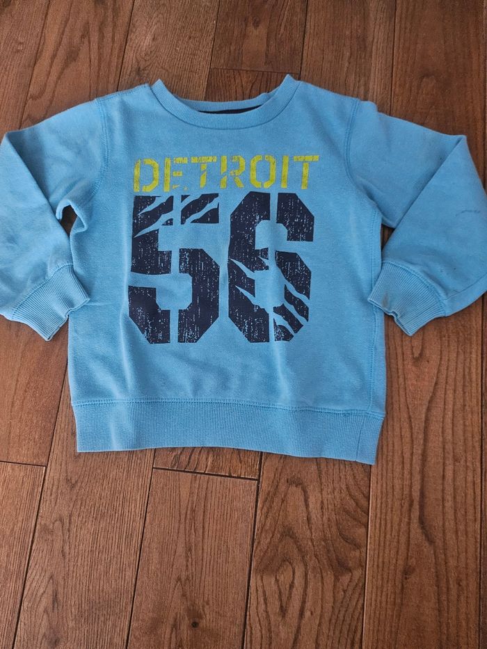 Sweat bleu garçon 5 ans