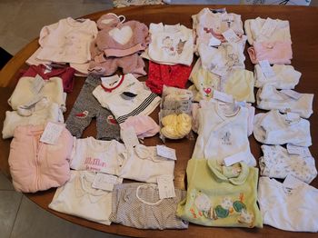 Lot de vêtements fille hiver 1 mois