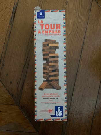 Jeux en bois (La tour à empiler)