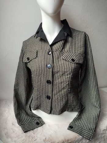 Chemise courte stylé écolière gros boutons noirs