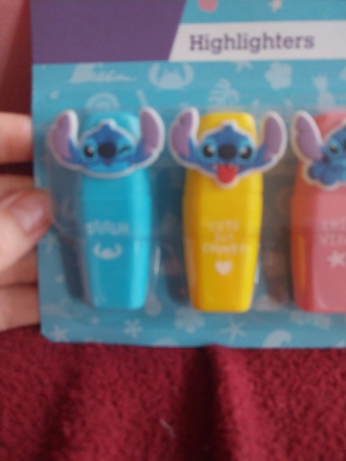 Lot de 4 surligneurs stitch - photo numéro 3