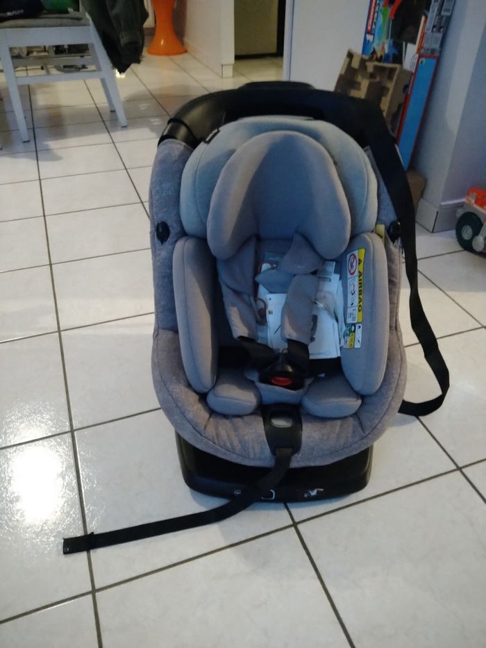 Siège auto bébé confort - photo numéro 2