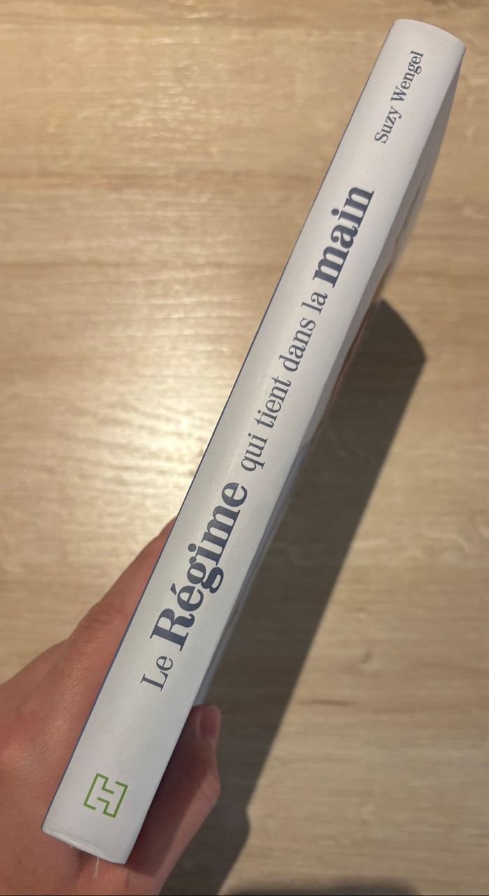 Livre le régime qui tient dans la main - photo numéro 3