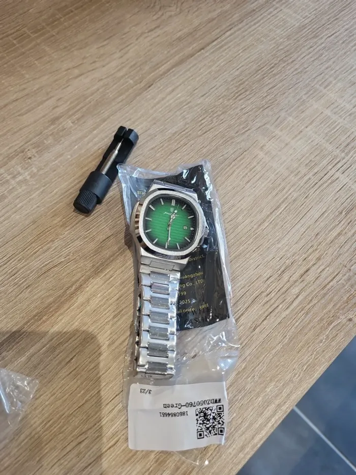 Montre neuve - photo numéro 2