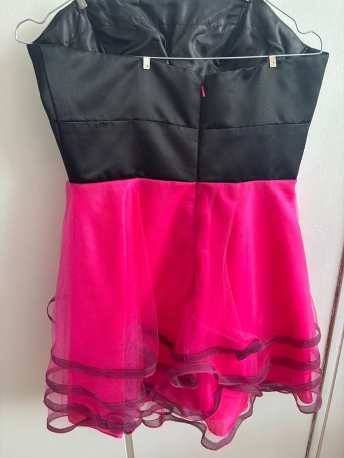Robe de soirée fushia et noire T36/38 - photo numéro 5