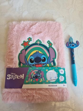 Carnet de note et stylo gel Stitch