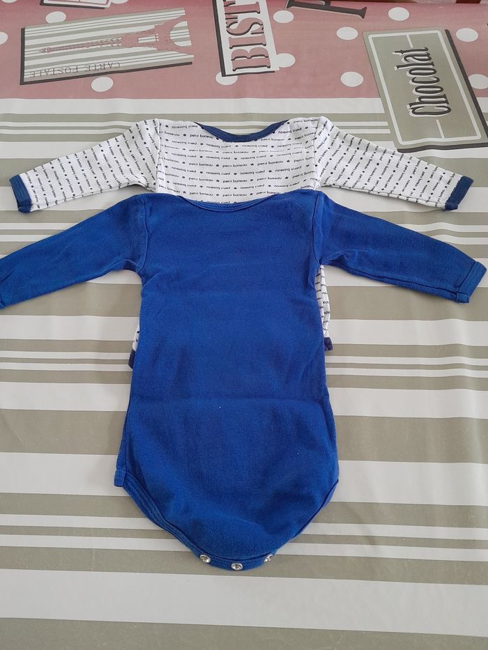 Lot de 2 bodys bébé garçon Taille 3mois - photo numéro 2