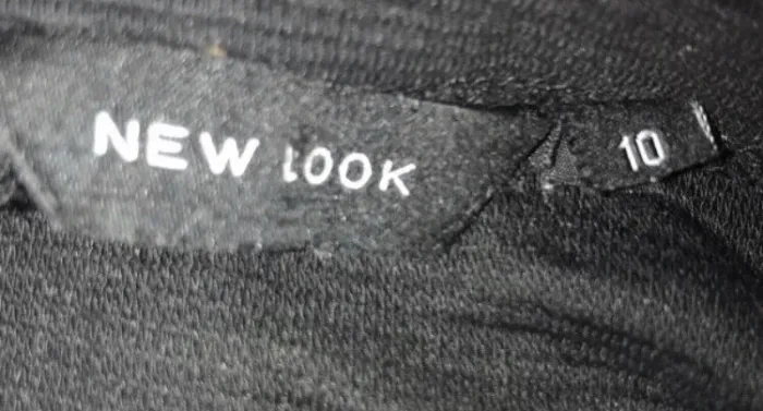 Haut femme News look noir taille 10 - photo numéro 3