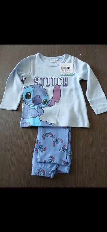 Ensemble stitch disney 81 cm 18 mois